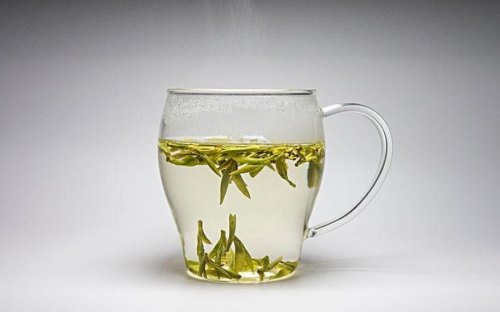 龙顶茶和龙井茶的区别