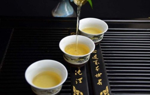 坝糯古树茶特点