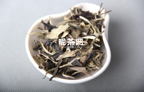 月光白属于白茶还是普洱茶