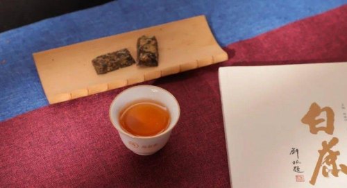 晒白金属于什么茶