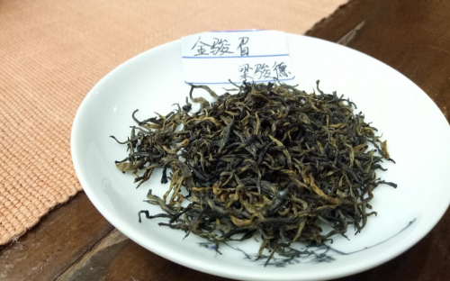 一斤干茶叶要多少鲜茶叶