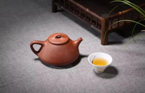 紫砂壶适合冲泡哪些茶，紫砂壶最全泡茶搭配技巧