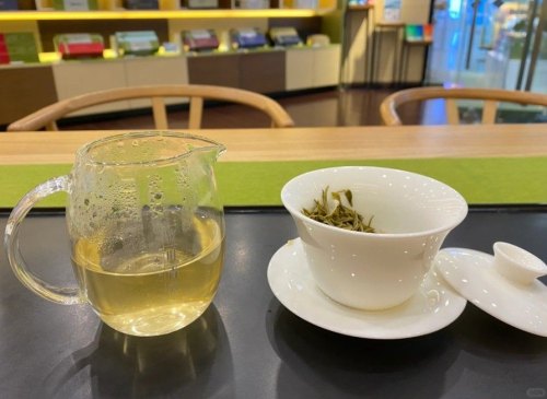 碧潭飘雪的茶底、原料介绍